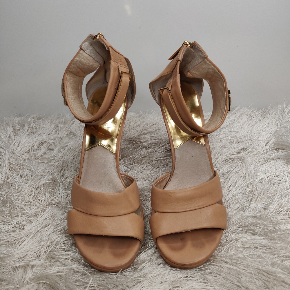 Michael Kors open toed heels sz 6.5